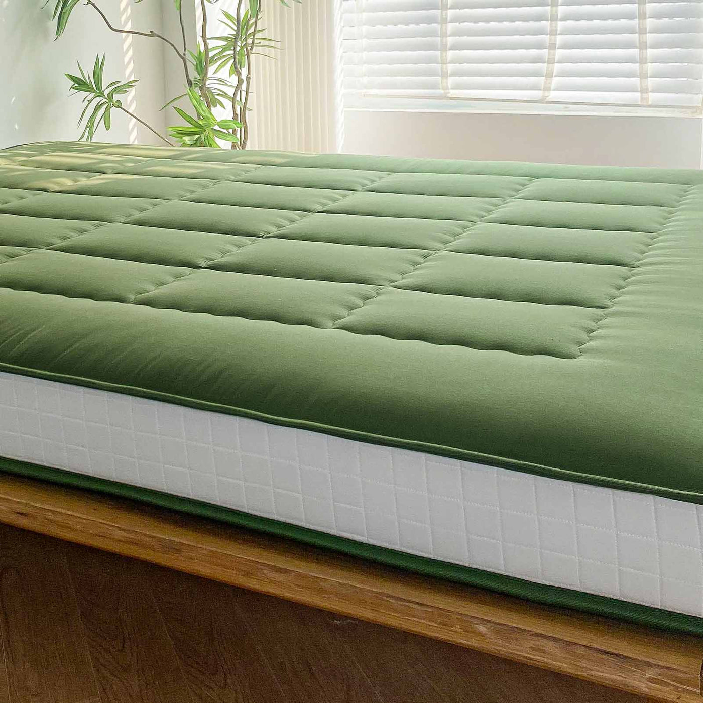 MAXYOYO 6" Extra Thick Japanese Futon Mattress with Rectangle Quilted, Stylish Floor Bed For Family, Green
