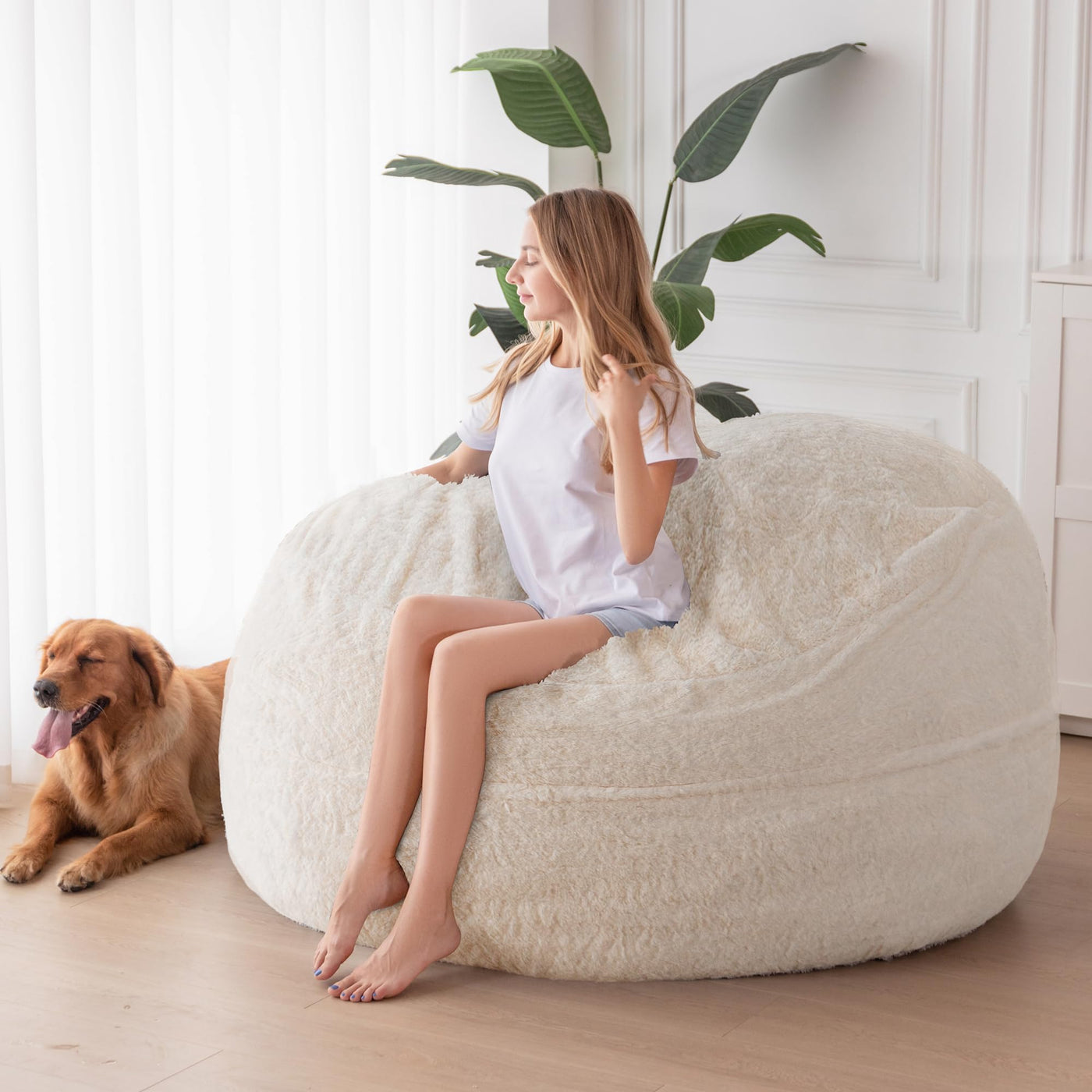 MAXYOYO Giant Bean Bag, Faux Fur Convertible Beanbag Folds from Lazy Chair to Floor Mattress Bed, Beige