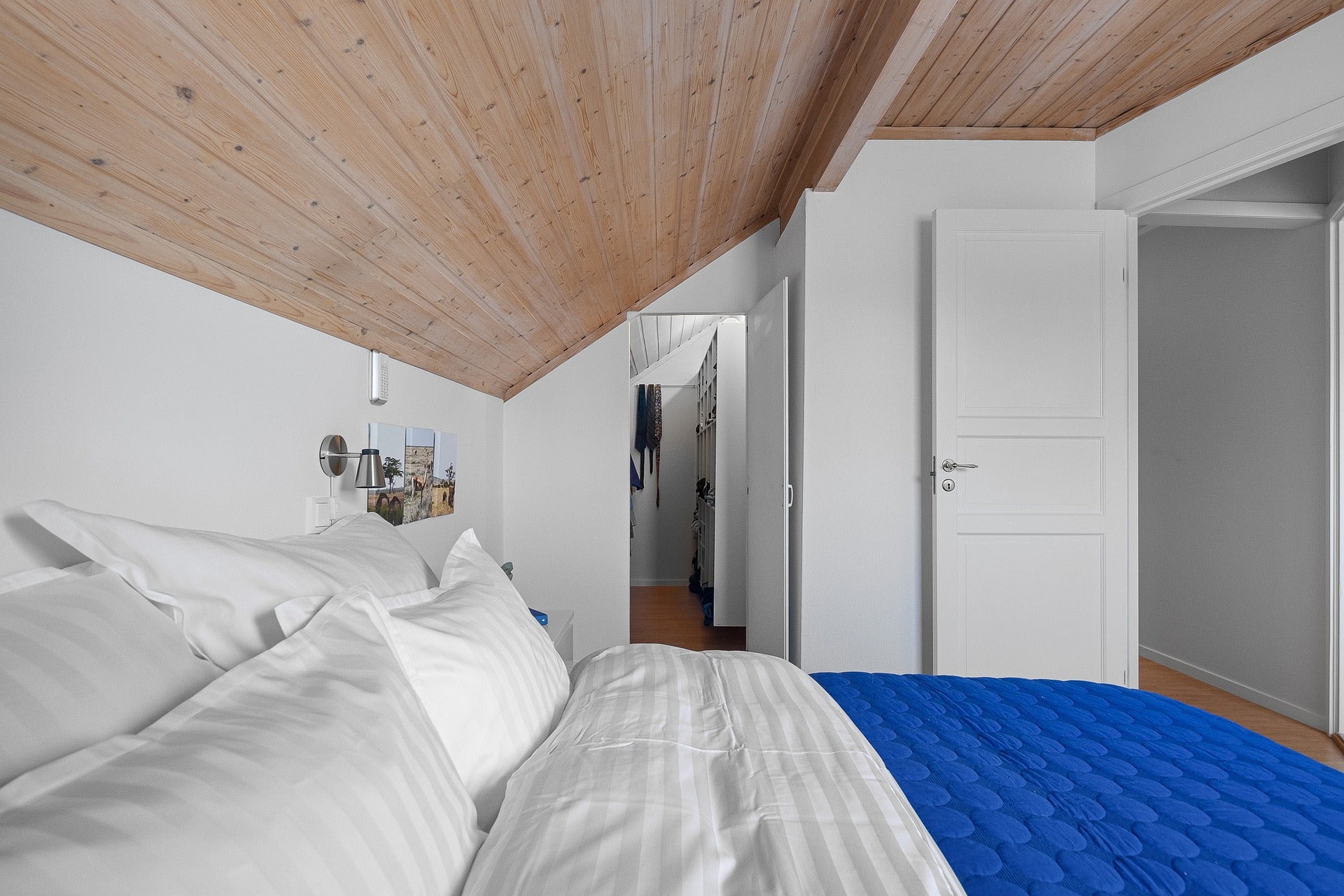 Is It Good to Sleep on a Japanese Futon? Maxyoyo