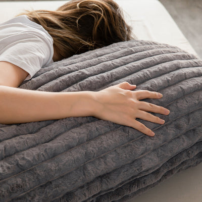 MAXYOYO Body Pillow, Ultra Striped Faux Fur Full Large Body Pillows Insert for Adults (20x54 inch, Grey)
