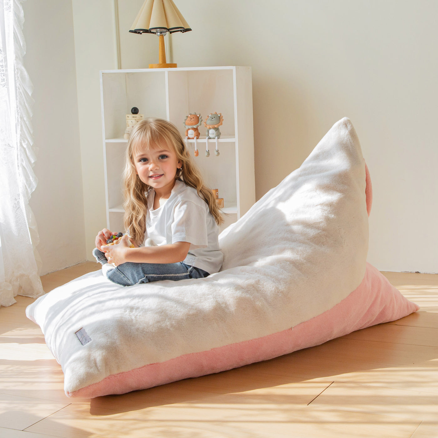 MAXYOYO Kids Bean Bag Chair, Stuffed Bean Bag with Handle for Boys and Girls, Two-Tone Design Child Lazy Chair for Gaming, Playing, Floor Sofa Lounger with High-Density Foam Filling, White and Pink