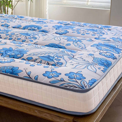 MAXYOYO 4" Extra Thick Japanese Futon Bed, Little Fresh Blue Flower Pattern Floor Mattress for Home