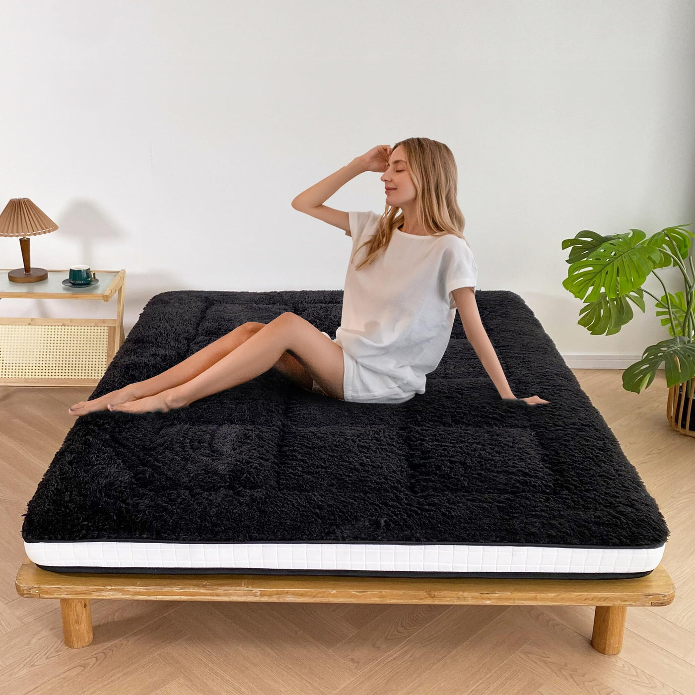 MAXYOYO 6" Extra Thick Fluffy Floor Futon Mattress, Long Plush Square Quilted Floor Mattress for Adults, Black