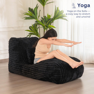 MAXYOYO Chaise Lounge with Pillow, Ergonomic Chaise Lounge Chair Indoor, Soft Fabric Velvet Floor Sofa, Fainting Couch for Bedroom Living Room, Black